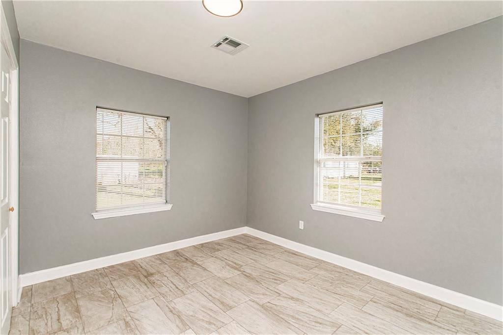 Reserve, Louisiana 70084, United States, 2 Bedrooms Bedrooms, ,1 BathroomBathrooms,Residential,Pending,64037