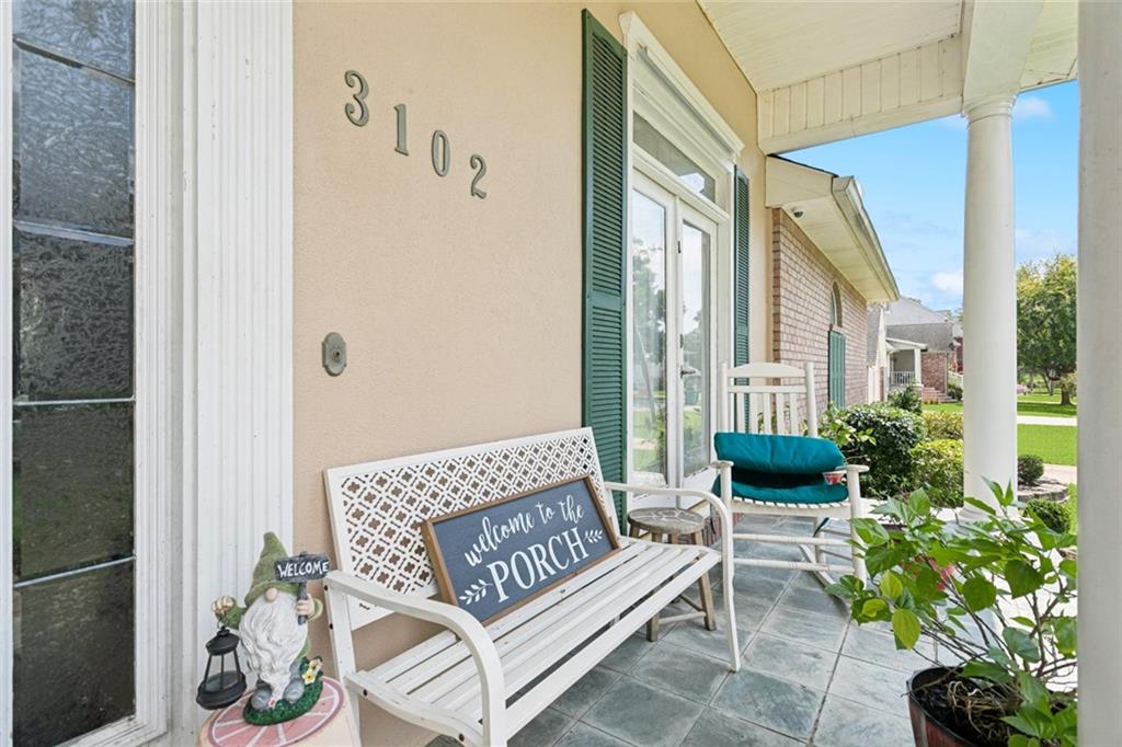 3102 BAYOU VIEW Place