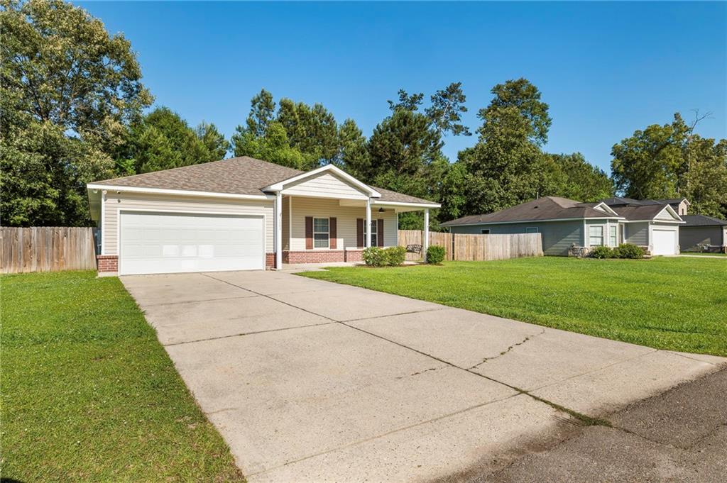 11393 WELLINGTON Lane