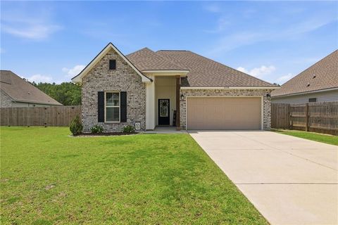 Photo of 15154 BAHIA Court, Covington, LA 70435 (MLS # 2558960)