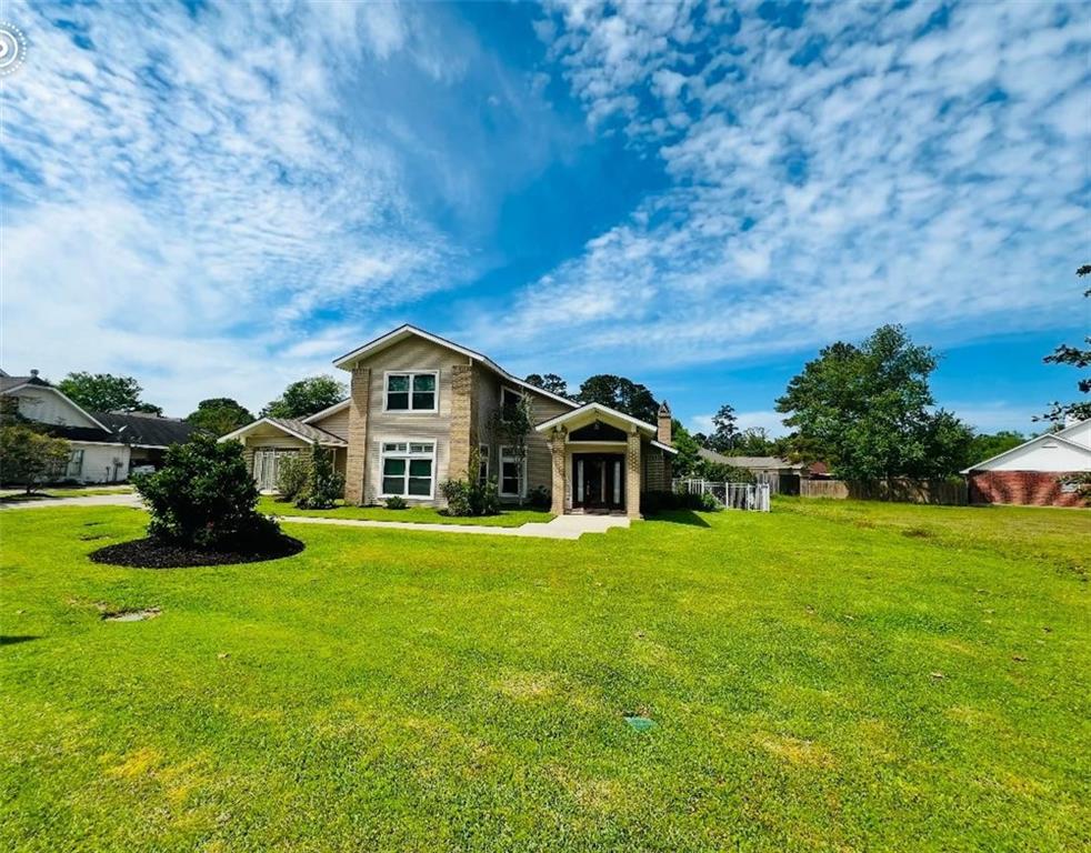 20 FAIRWAY VIEW Drive