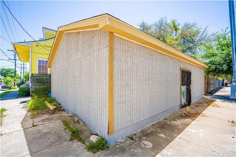 840 N BROAD Street New Orleans LA 70119