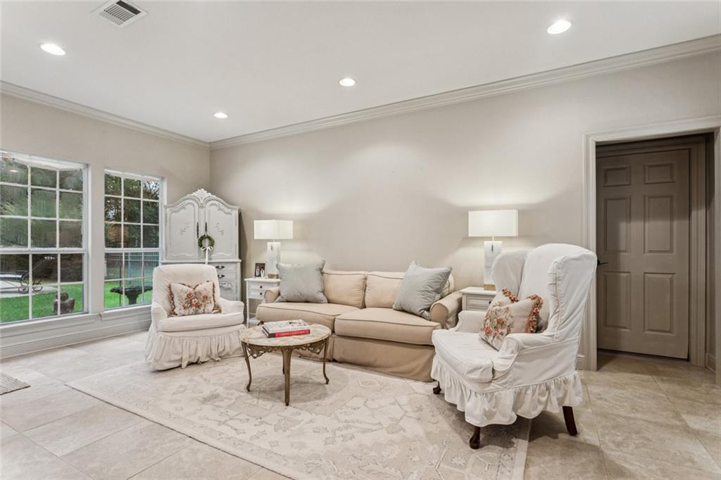 405 INDEPENDENCE Drive