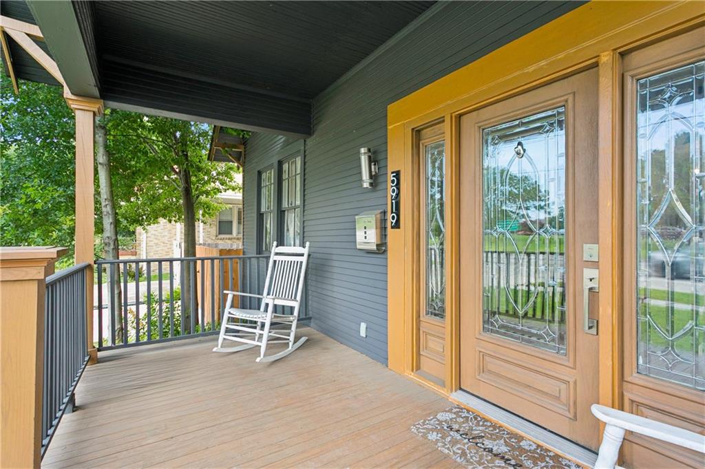 New Orleans, Louisiana 70124, United States, 3 Bedrooms Bedrooms, ,2 BathroomsBathrooms,Residential,Active,159323