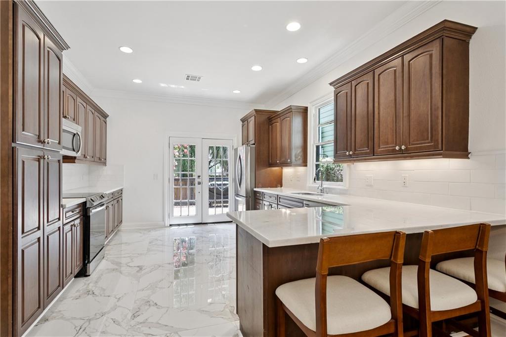 New Orleans, Louisiana 70124, United States, 3 Bedrooms Bedrooms, ,2 BathroomsBathrooms,Residential,Active,159323