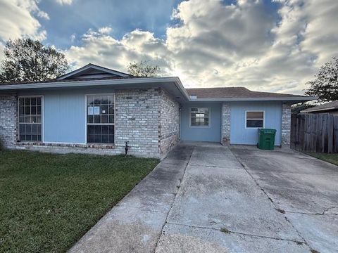 1531 DELTA Road La Place LA 70068