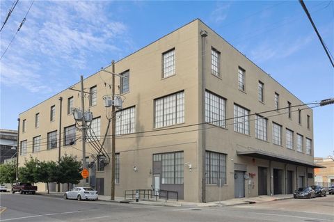 1103 TCHOUPITOULAS Street 102 New Orleans LA 70130