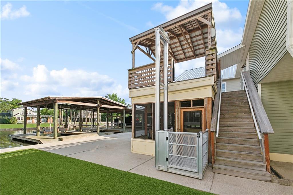 232 JANET LYNN Court