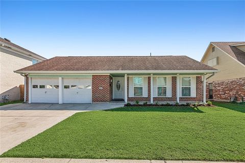 545 BROOKMEADE Drive Gretna LA 70056