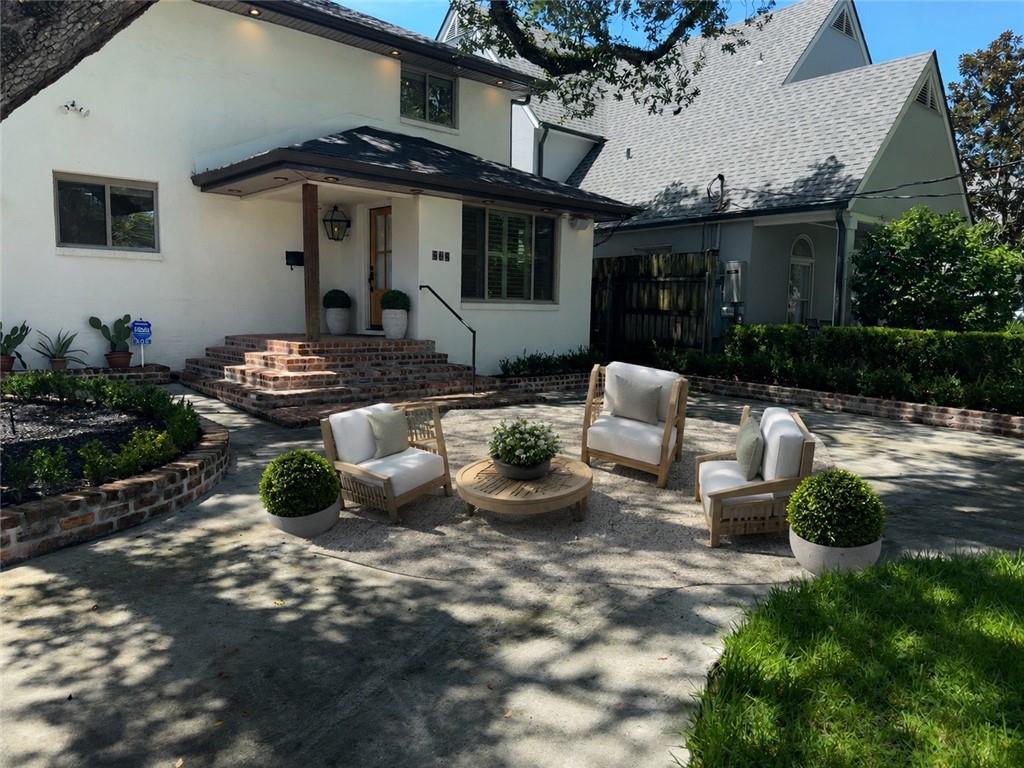 606 BROCKENBRAUGH Court