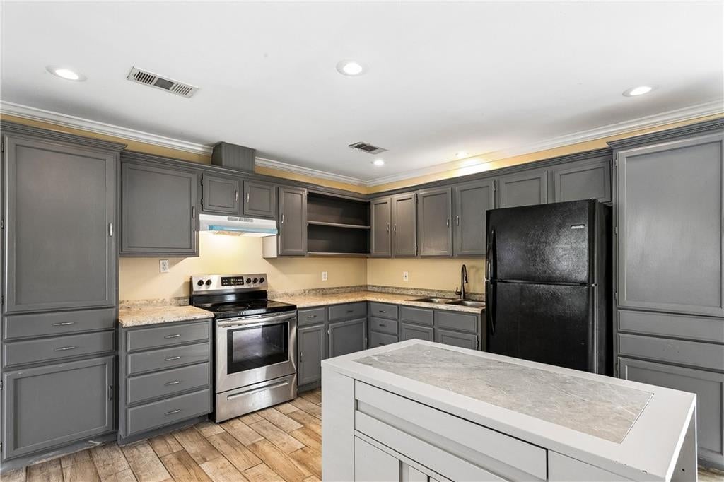 35438 GARDEN Drive