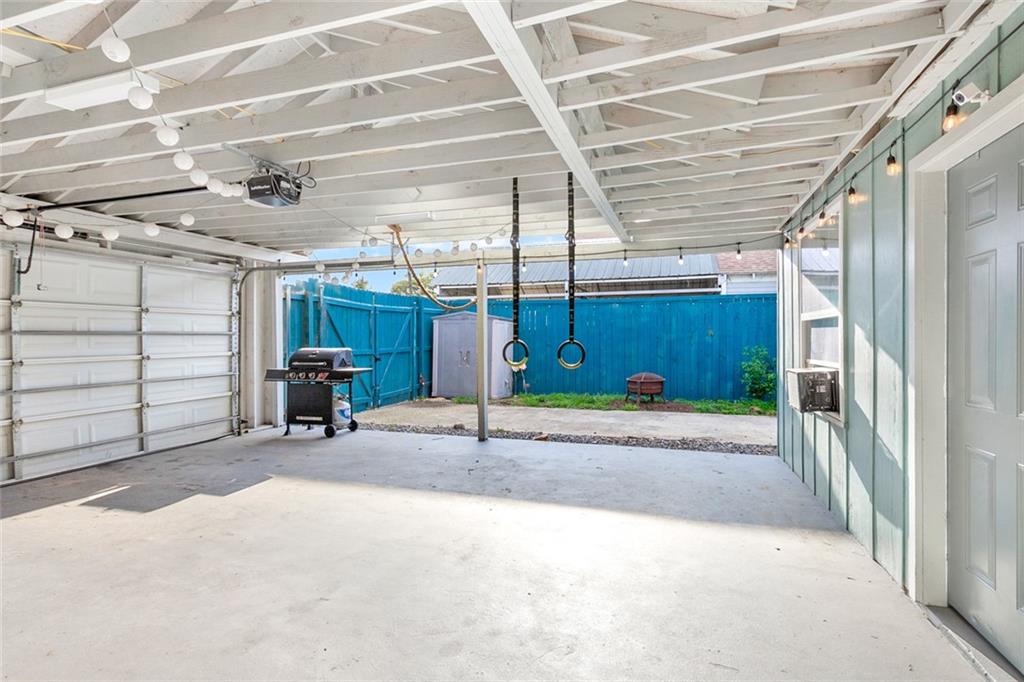 New Orleans, Louisiana 70122, United States, 3 Bedrooms Bedrooms, ,3 BathroomsBathrooms,Residential,Active,32063