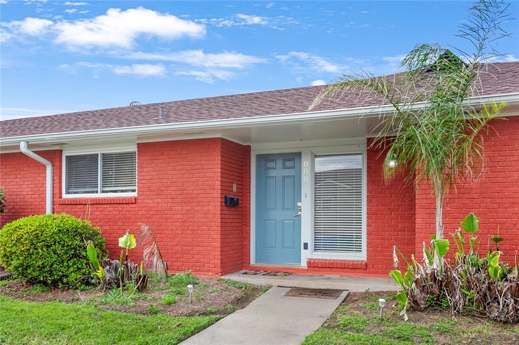New Orleans, Louisiana 70122, United States, 3 Bedrooms Bedrooms, ,3 BathroomsBathrooms,Residential,Active,32063