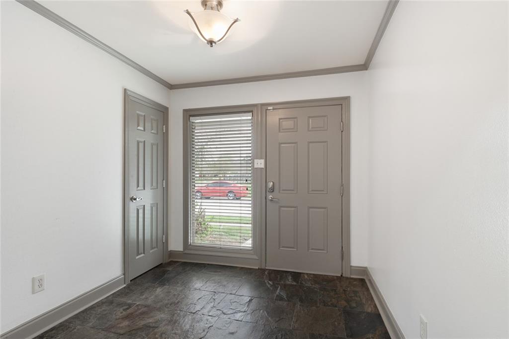 New Orleans, Louisiana 70122, United States, 3 Bedrooms Bedrooms, ,3 BathroomsBathrooms,Residential,Active,32063