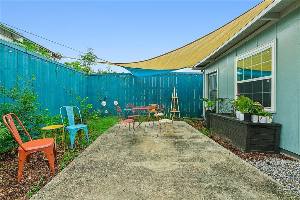 New Orleans, Louisiana 70122, United States, 3 Bedrooms Bedrooms, ,3 BathroomsBathrooms,Residential,Active,32063