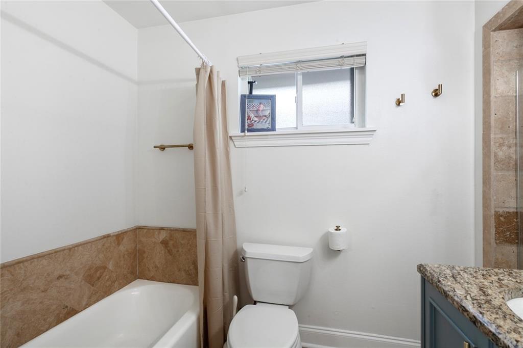 New Orleans, Louisiana 70122, United States, 3 Bedrooms Bedrooms, ,3 BathroomsBathrooms,Residential,Active,32063