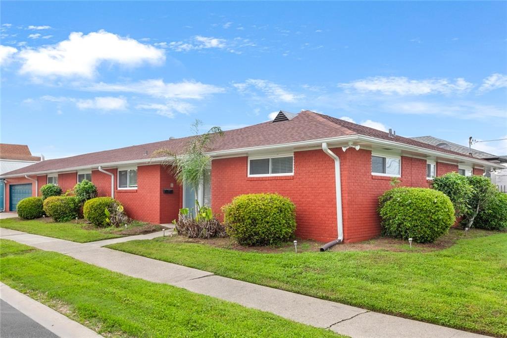 New Orleans, Louisiana 70122, United States, 3 Bedrooms Bedrooms, ,3 BathroomsBathrooms,Residential,Active,32063
