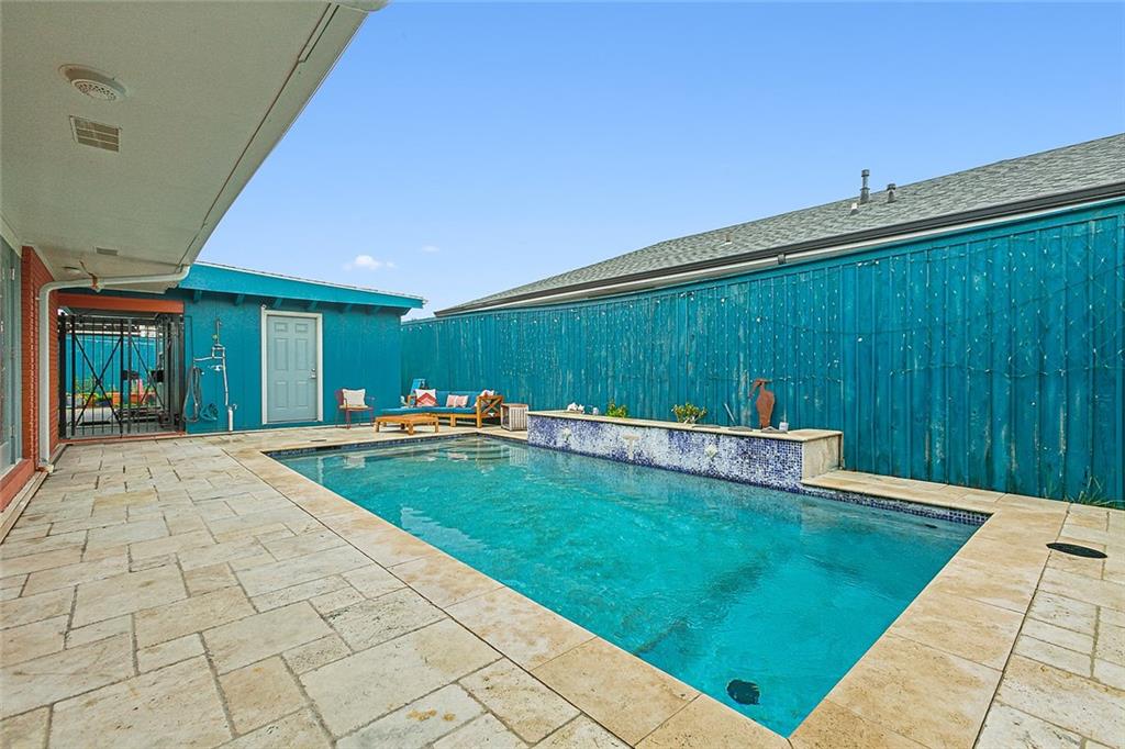 New Orleans, Louisiana 70122, United States, 3 Bedrooms Bedrooms, ,3 BathroomsBathrooms,Residential,Active,32063