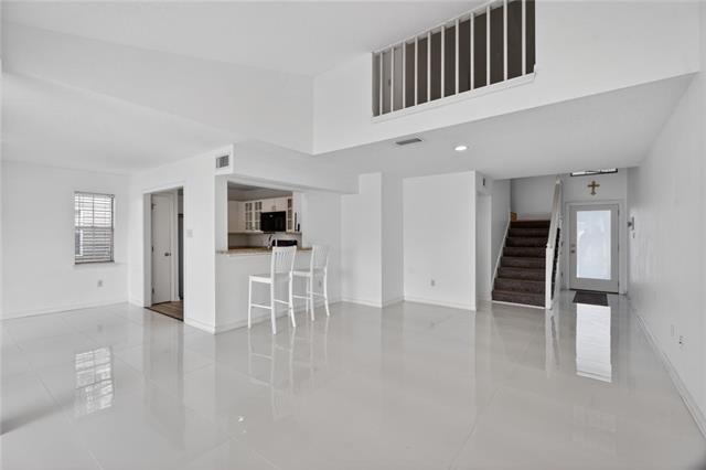 500 MARINA Drive