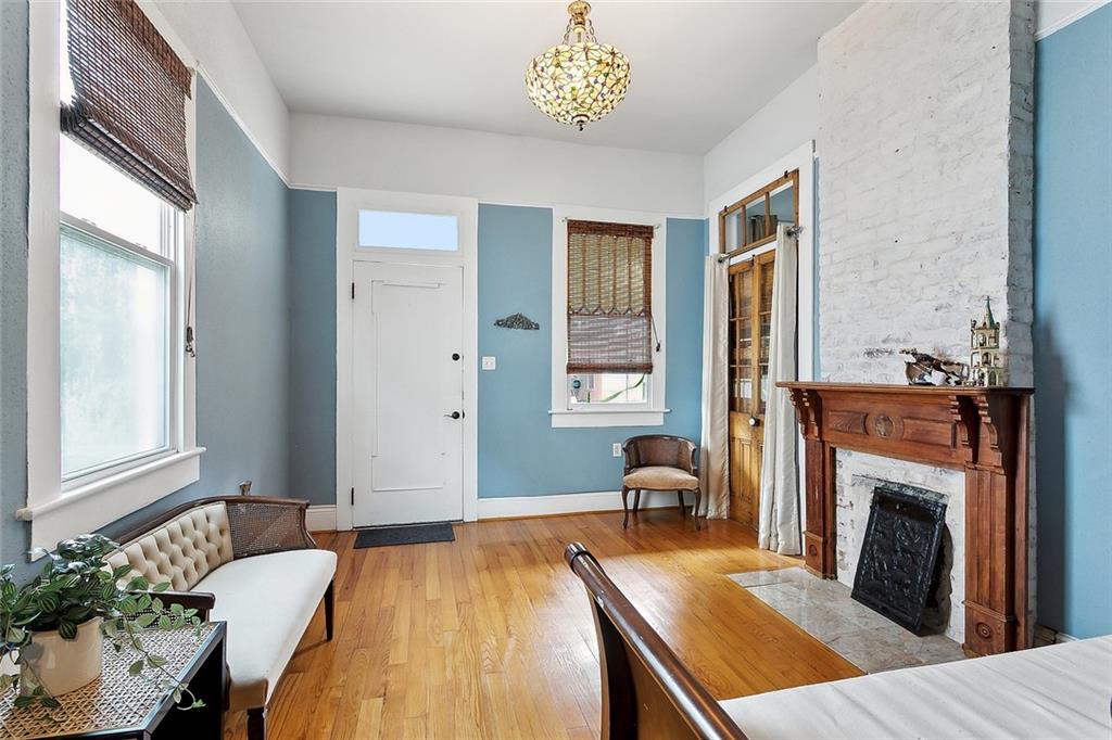 324-326 ANGELA Street