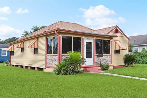 3253 DESAIX Boulevard New Orleans LA 70119