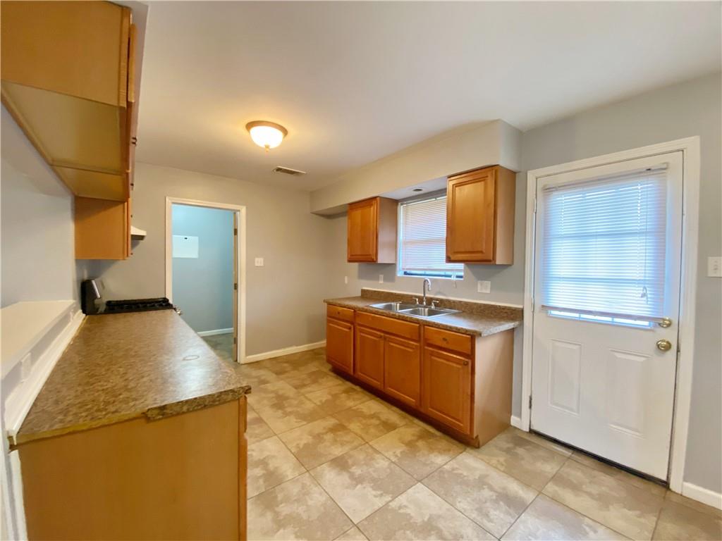 3412 SHANNON Drive