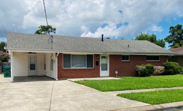 208 DIANE Avenue