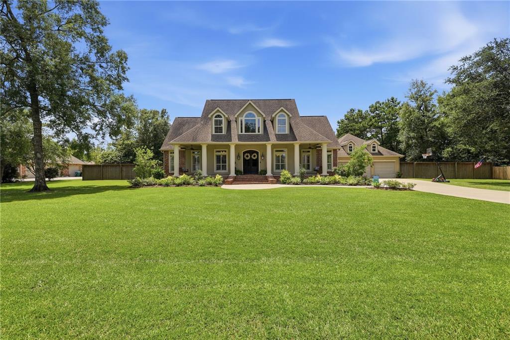 Photo 1 of 39 — 19 WELDON Circle, Ponchatoula, LA 70454