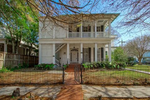 1803 07 CALHOUN Street New Orleans LA 70118