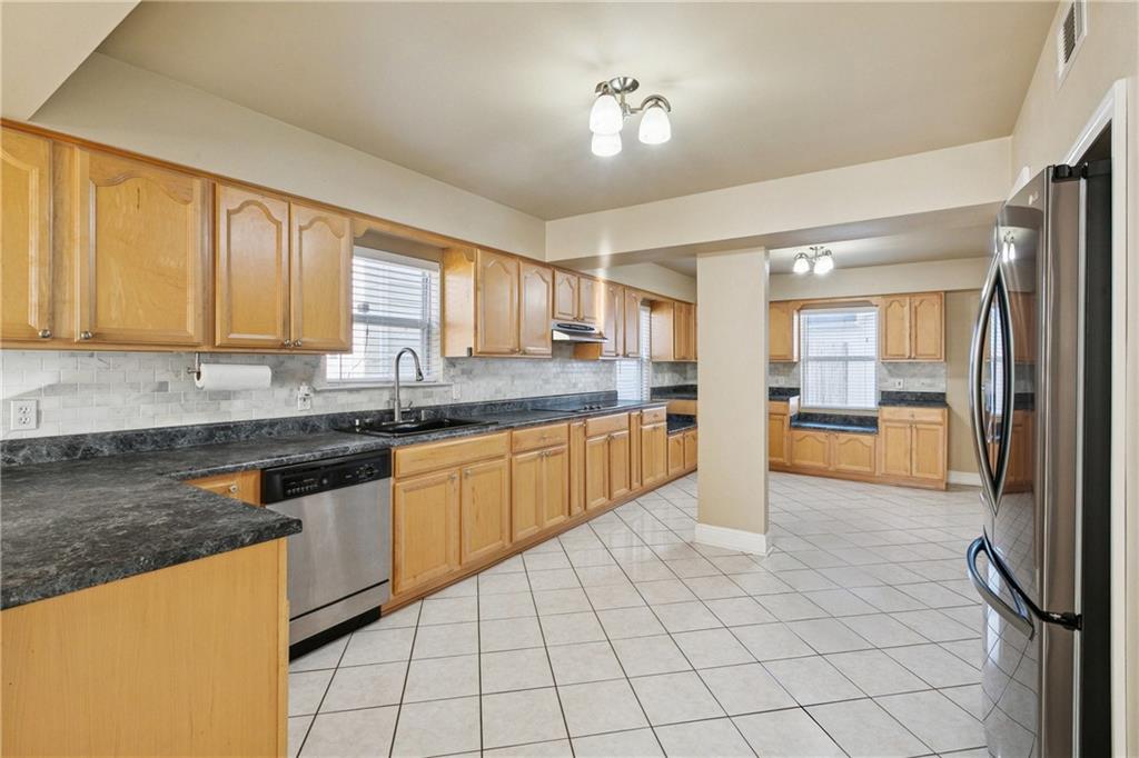 8441 PATRICIA Street