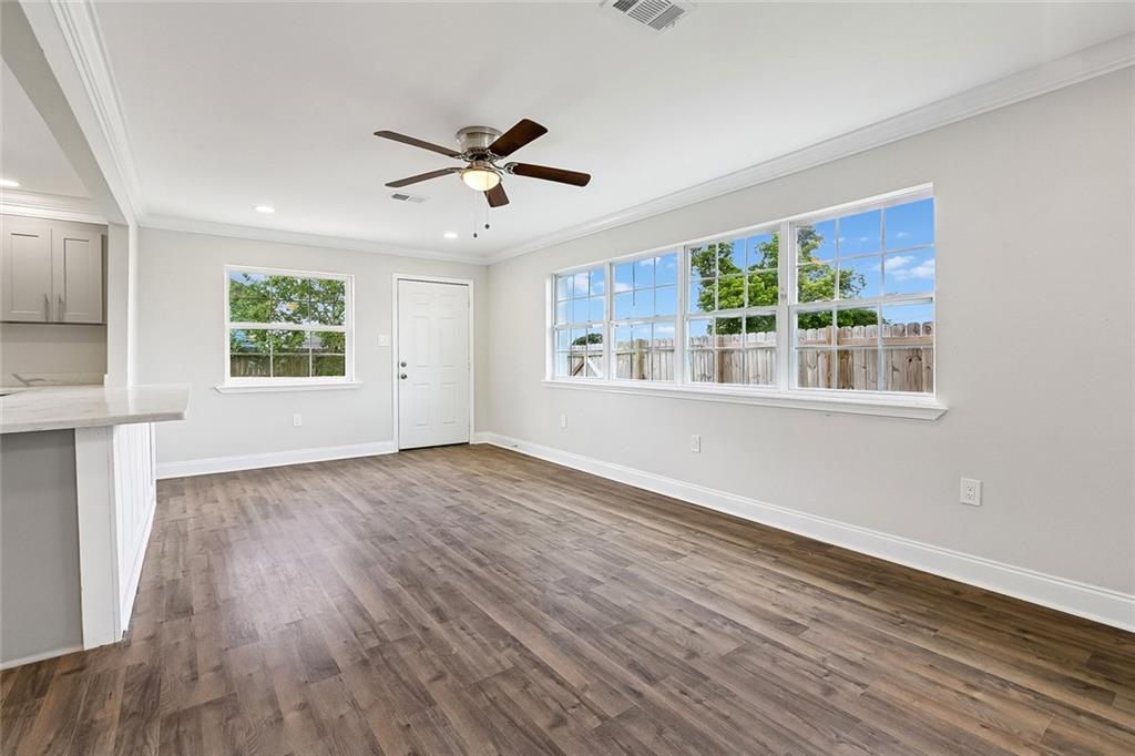 300 CHINCHILLA Drive