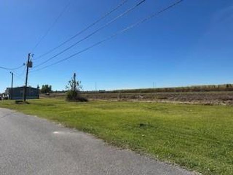 418 E 6TH Street Edgard LA 70049