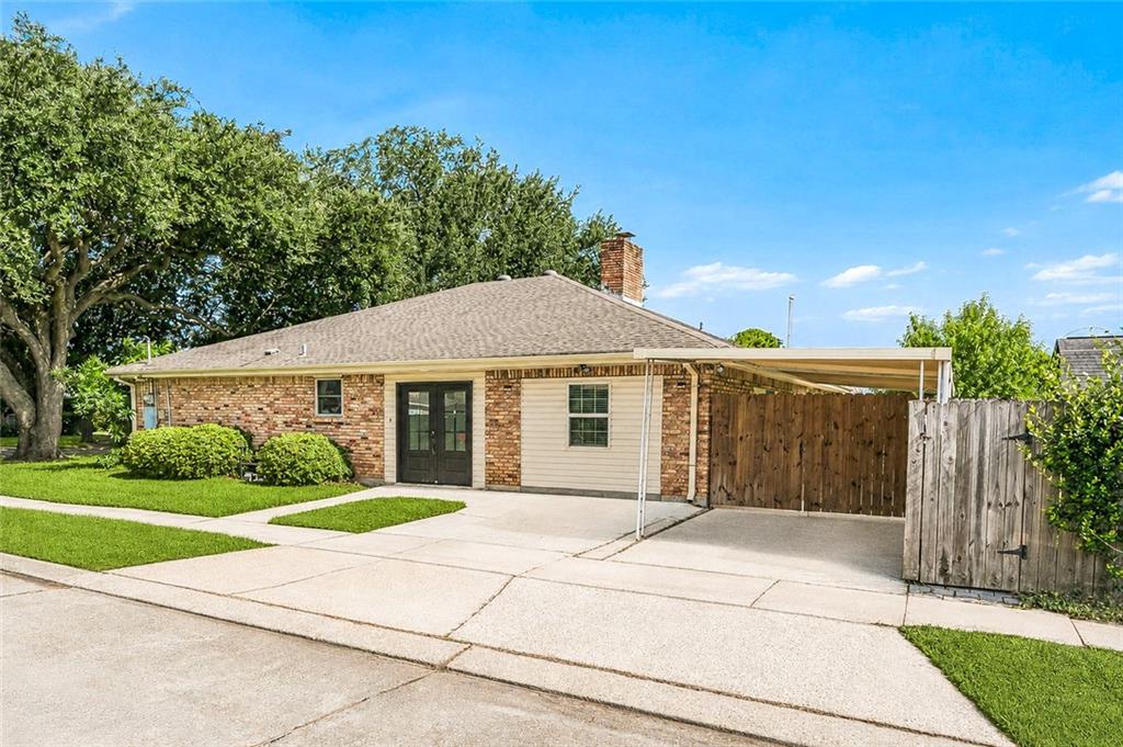 1101 HOUMA Boulevard