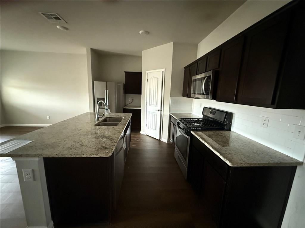 4386 MARAIS RIVER Drive