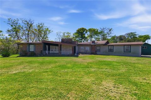 Photo of 101 Q Street, Belle Chasse, LA 70037 (MLS # 2553163)