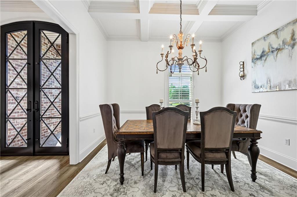 900 PINE WILD Circle