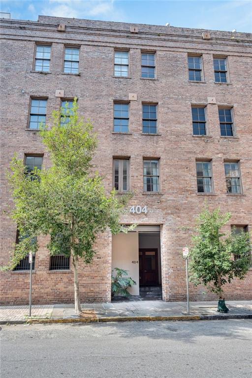 404 NOTRE DAME Street PH2