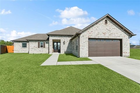 218 BELLE ORMOND Circle Destrehan LA 70047