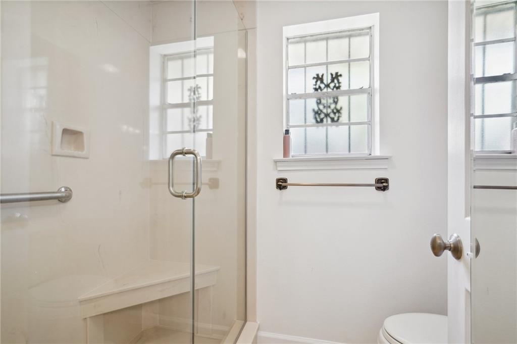 Metairie, Louisiana 70006, United States, 3 Bedrooms Bedrooms, ,2 BathroomsBathrooms,Residential,Pending,20467