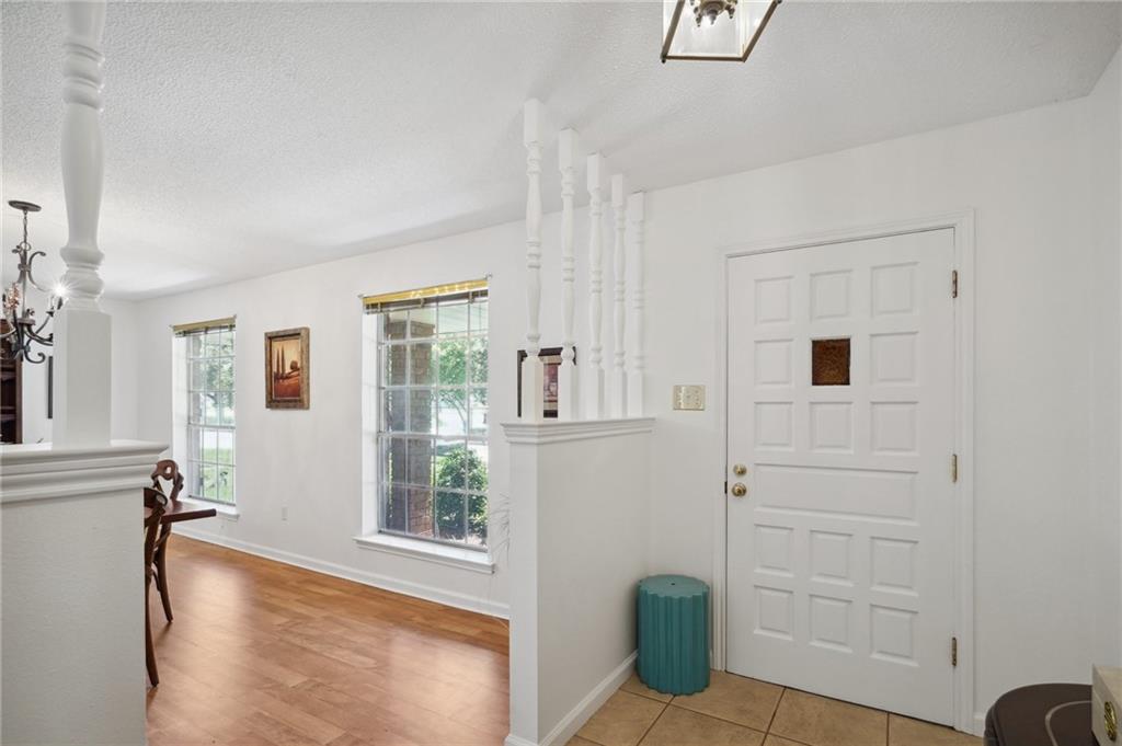 Metairie, Louisiana 70006, United States, 3 Bedrooms Bedrooms, ,2 BathroomsBathrooms,Residential,Pending,20467