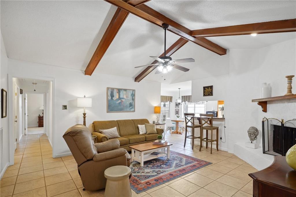 Metairie, Louisiana 70006, United States, 3 Bedrooms Bedrooms, ,2 BathroomsBathrooms,Residential,Pending,20467