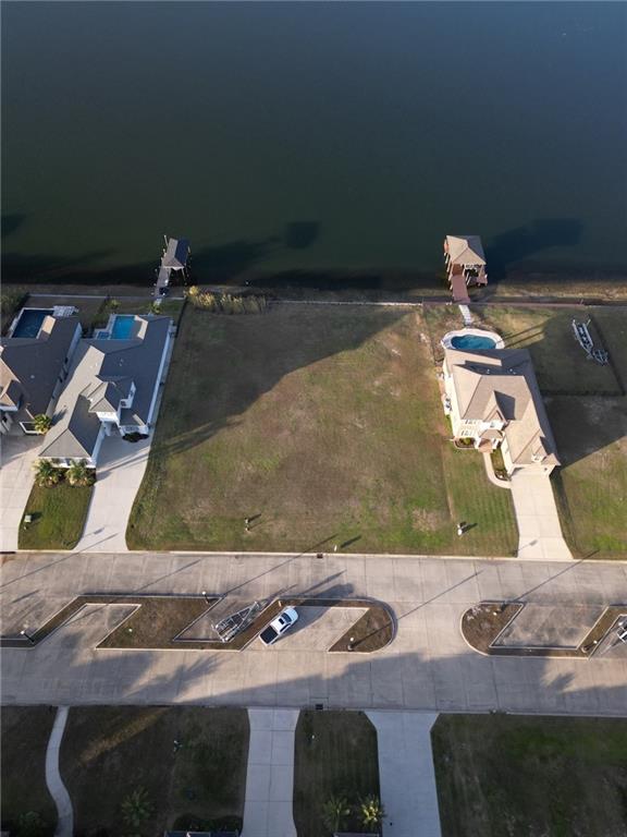4068 E MARINA VILLA Drive