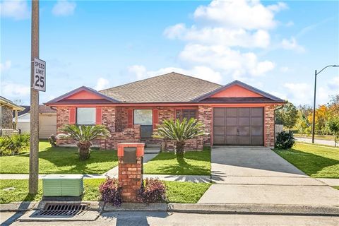 11100 IVY Lane New Orleans LA 70128