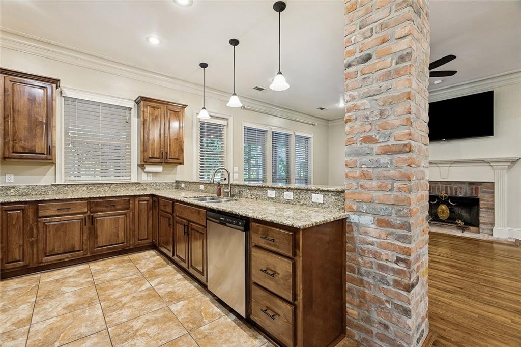 155 GRAND LAKE Drive