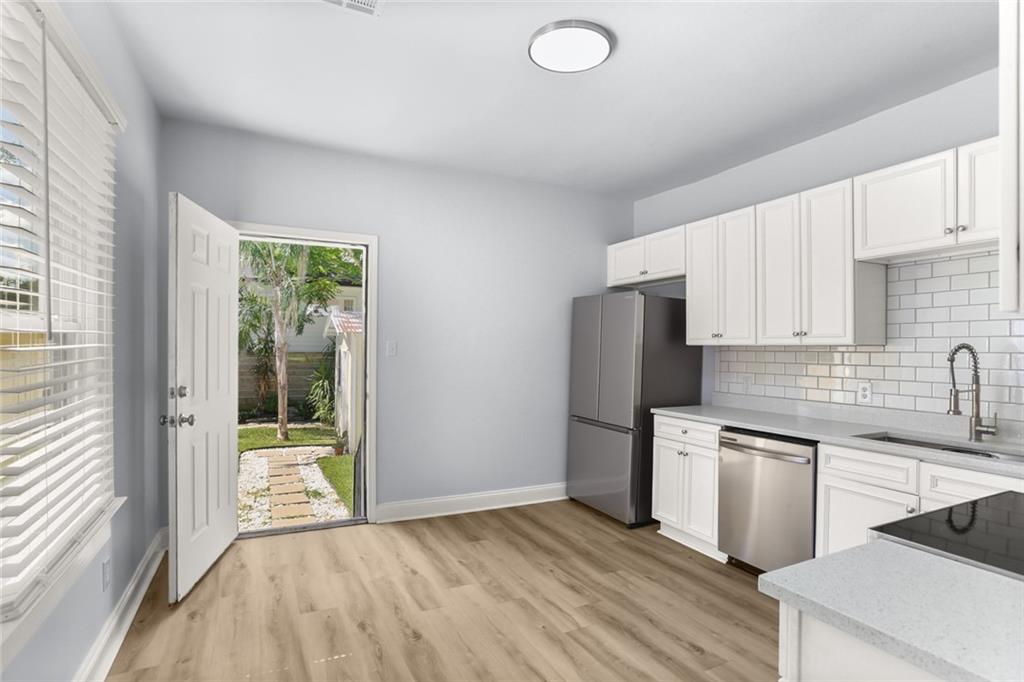 New Orleans, Louisiana 70124, United States, 2 Bedrooms Bedrooms, ,1 BathroomBathrooms,Residential,Active,123889