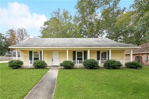 201 WALNUT Street Covington LA 70433