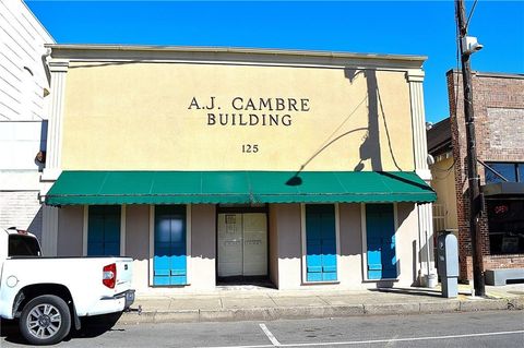 125 HUEY P LONG Avenue Gretna LA 70053