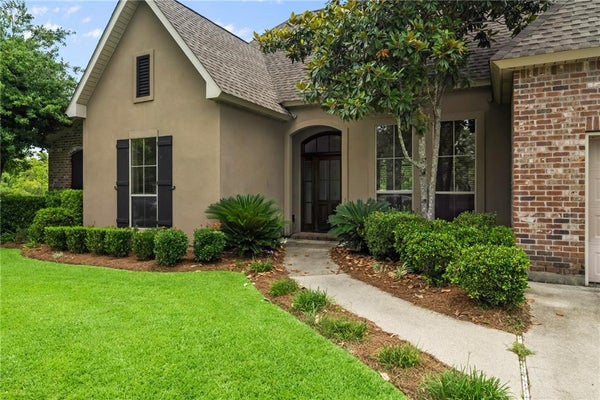 332 AUTUMN CREEK DR, MADISONVILLE, LA 70447 - Image a13c84c042cec974357d82fa8cb1cc1f/894245490