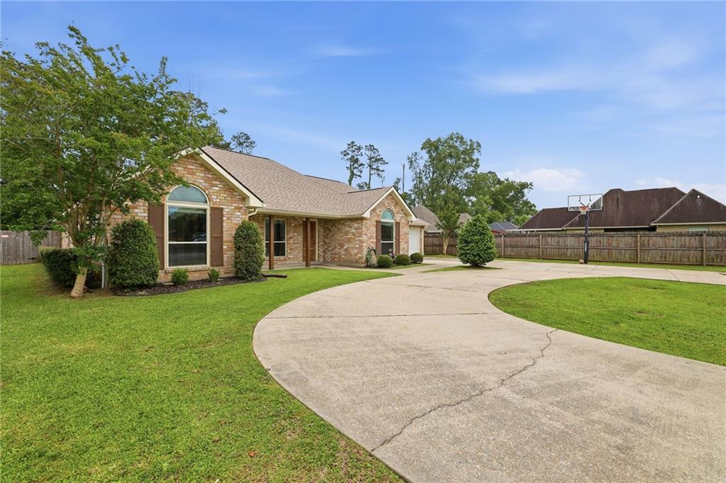30184 PINE OAK Drive