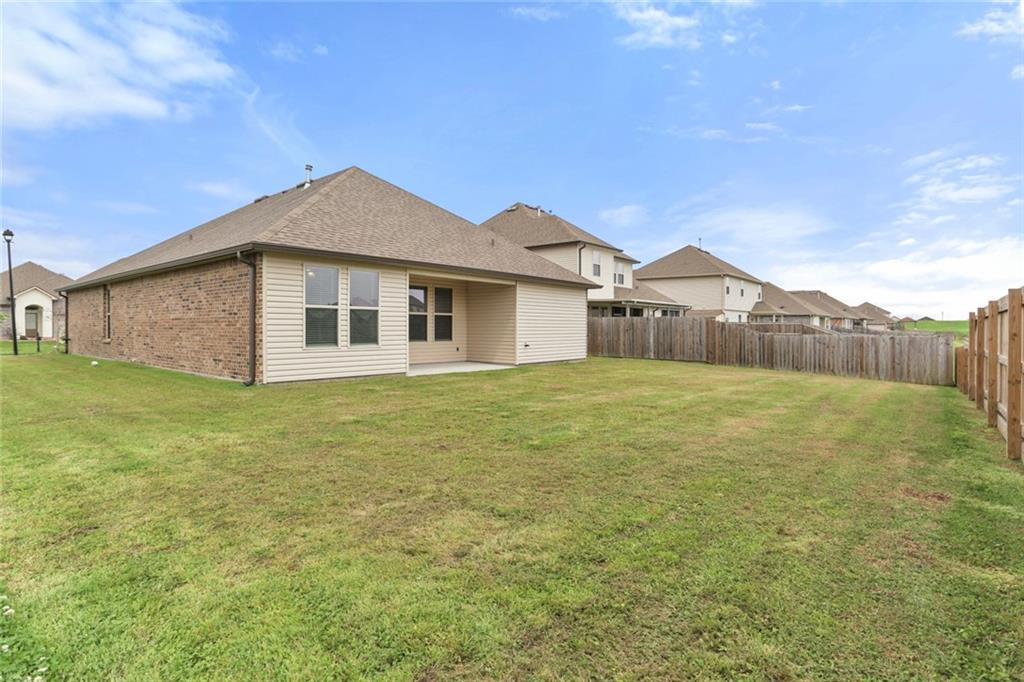 Slidell, Louisiana 70461, United States, 4 Bedrooms Bedrooms, ,2 BathroomsBathrooms,Residential,Pending,61455